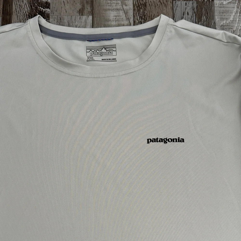 Patagonia Men's Cream Graphic Tech Fish Long Sleeve Shirt - Picture 2 of 8